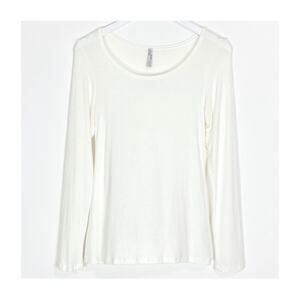 Yahada Long Sleeve Tee